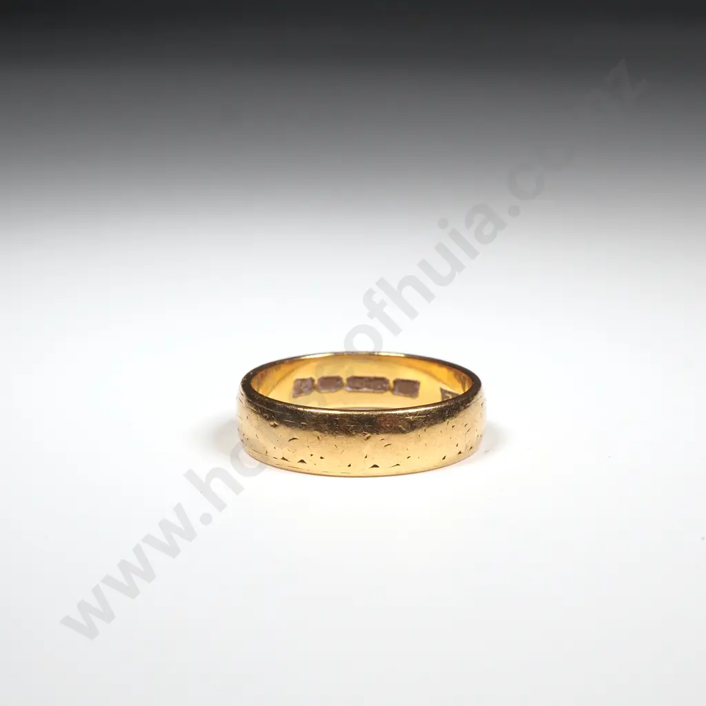 22ct Gold Wedding Band w English Hallmarks Image 1++
