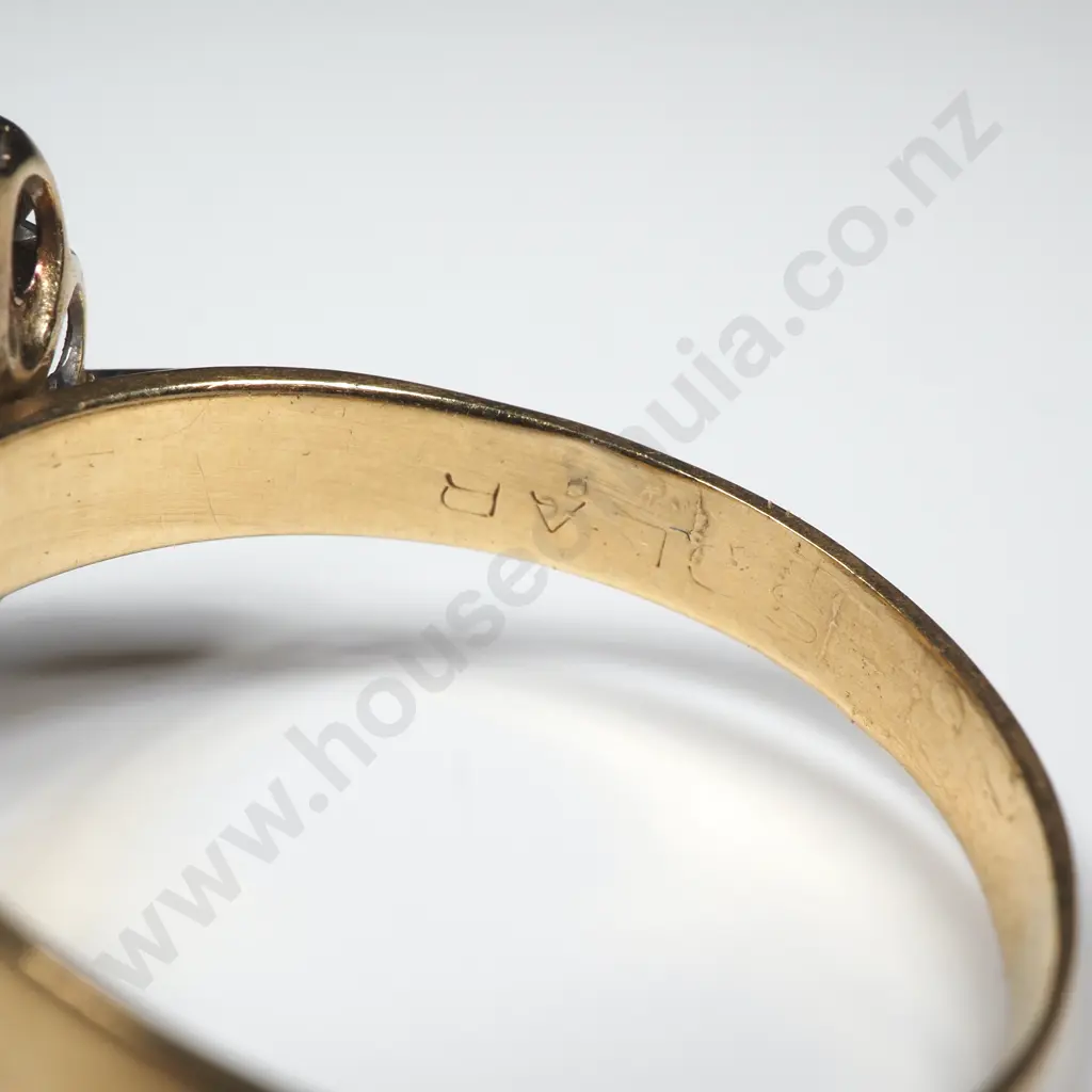 18ct Gold Diamond & Opal Ring Image 1++