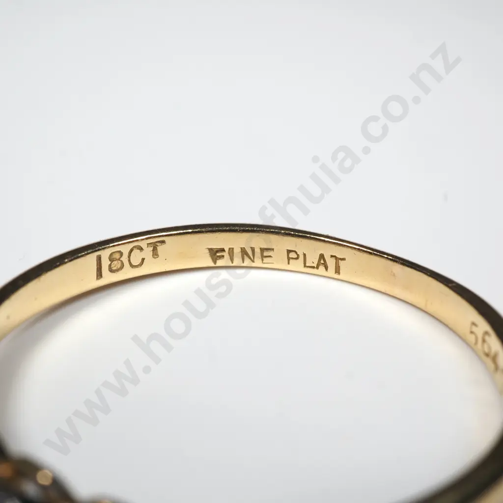 18ct Gold Five Diamond Ring Image 1++