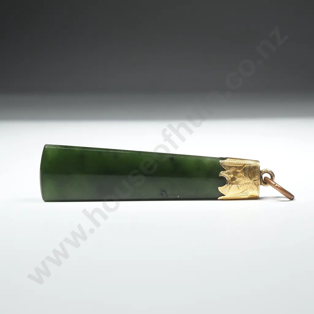 Colonial New Zealand 9ct Gold Capped Greenstone Pendant - Excellent Condition Image 1++