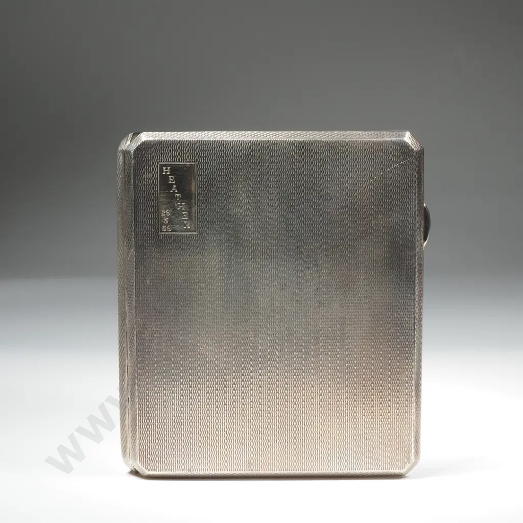 Substantial Engine Turned Cigerette Case Image 1++