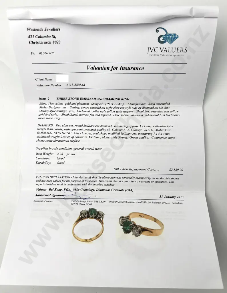 Vintage 18ct Gold Emerald Diamond Ring Image 1++