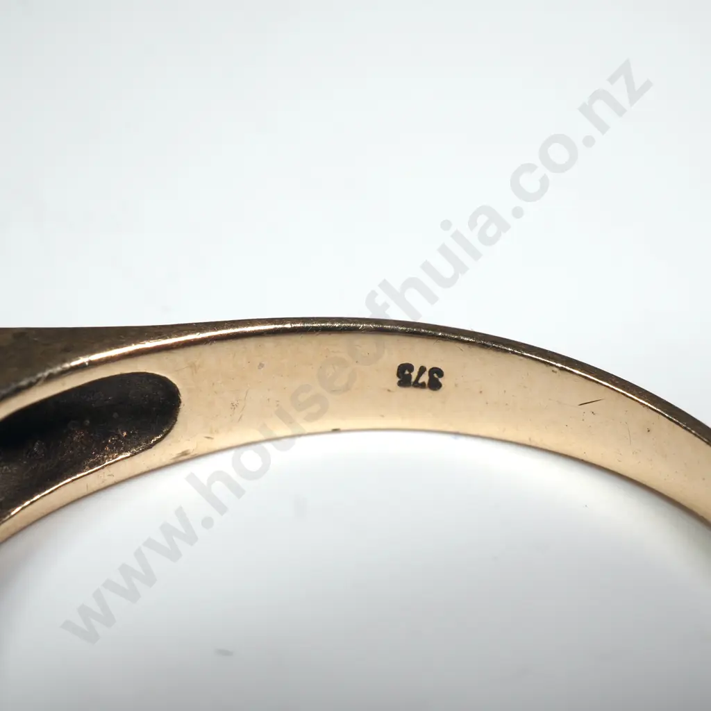 9ct Gold Four Garnet Ring Image 1++