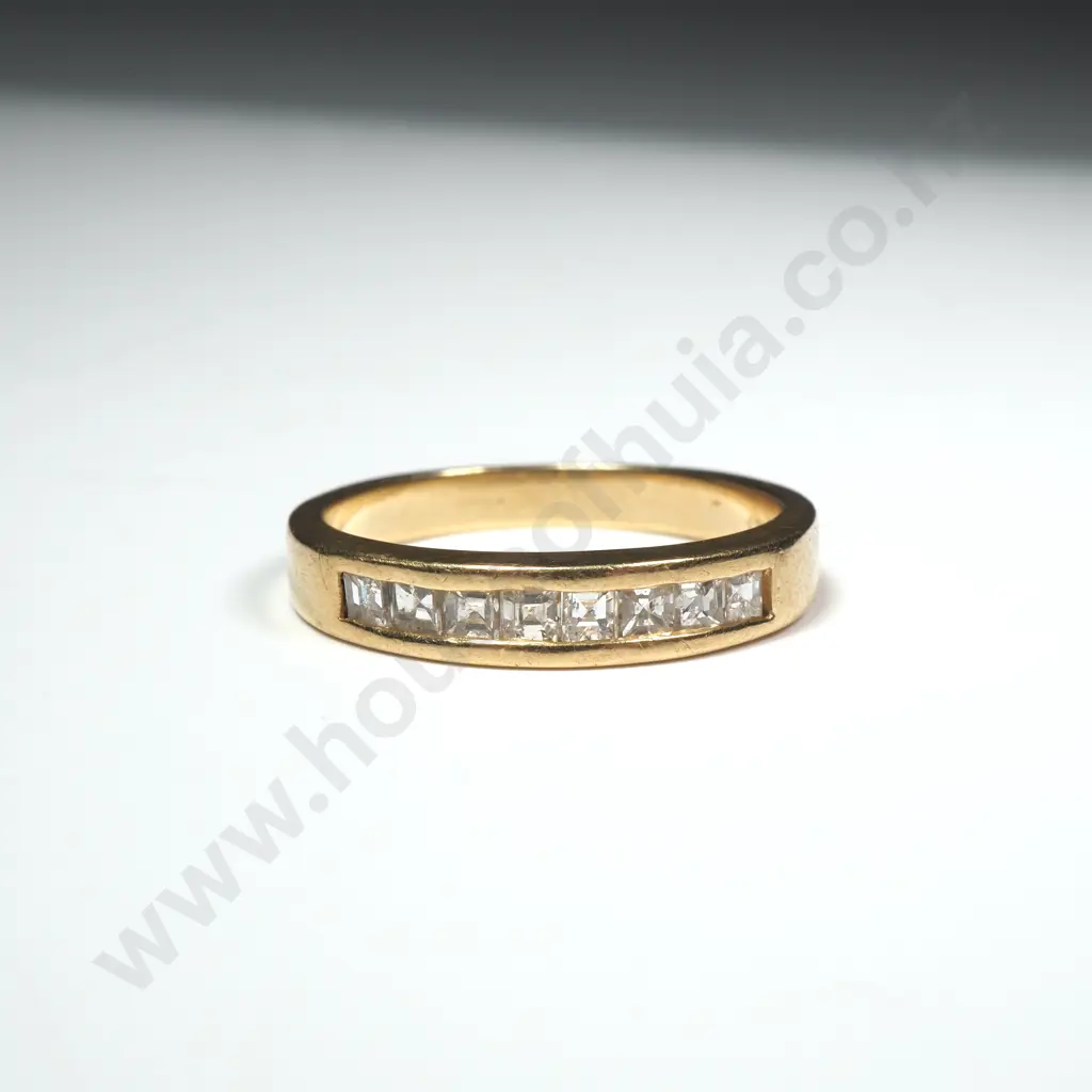 18ct Gold & Diamond Half Eternity Ring Image 1++
