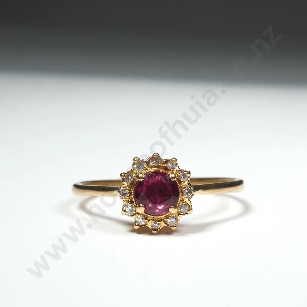 Vintage 14ct Gold Purple Gem & Diamond Ring Image 1++