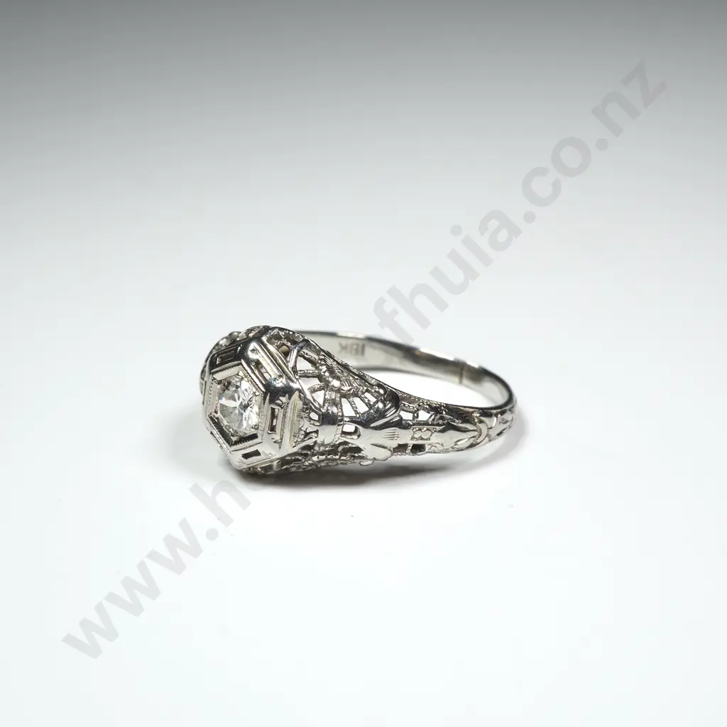 Art Deco 18ct White Gold Diamond Ring Image 1++