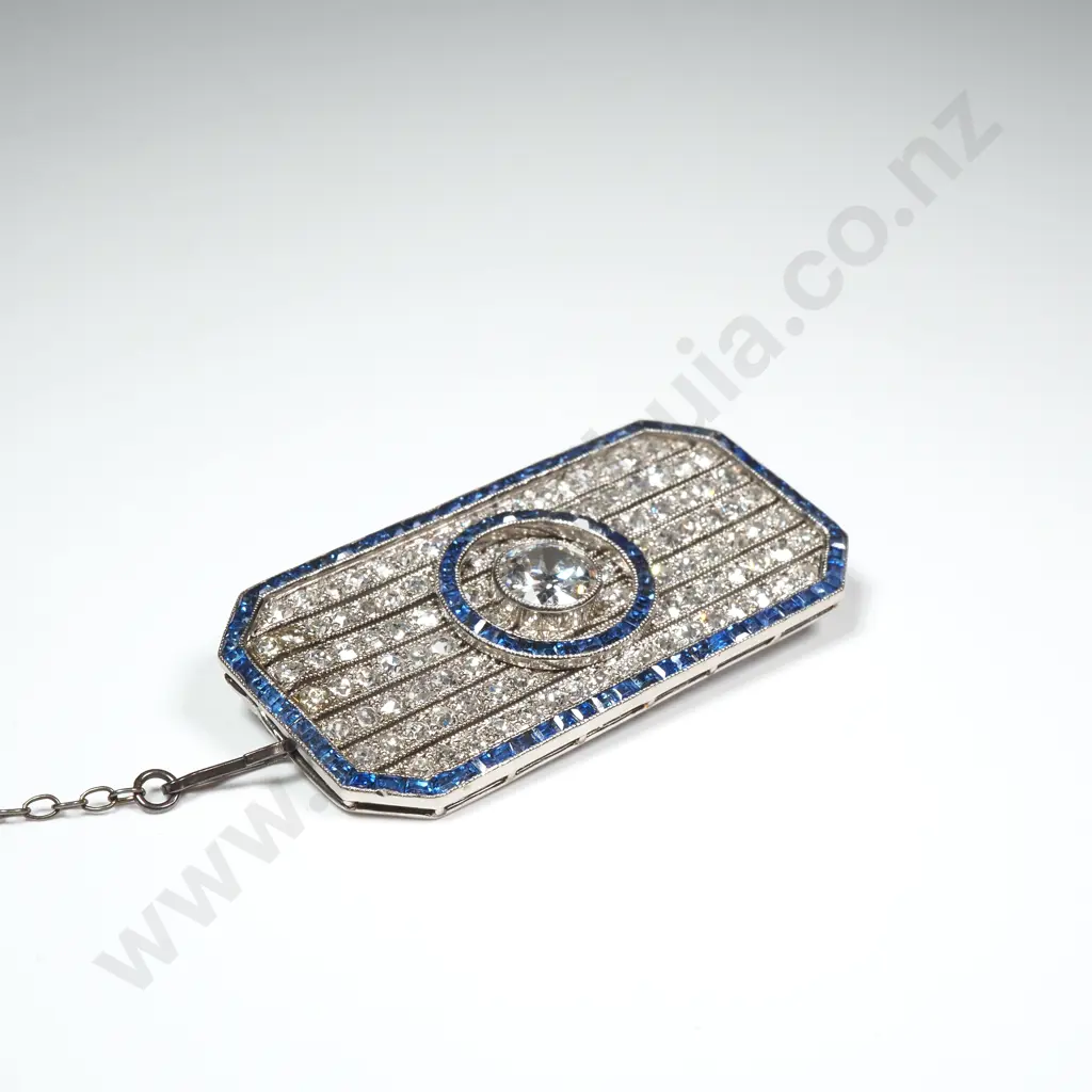 Exceptional Art Deco Platinum, Diamond & Sapphire Brooch Image 1++