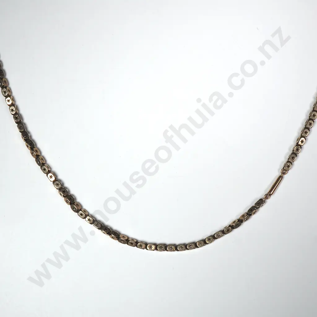 Fancy Link Antique 9ct Gold Necklace Image 1++