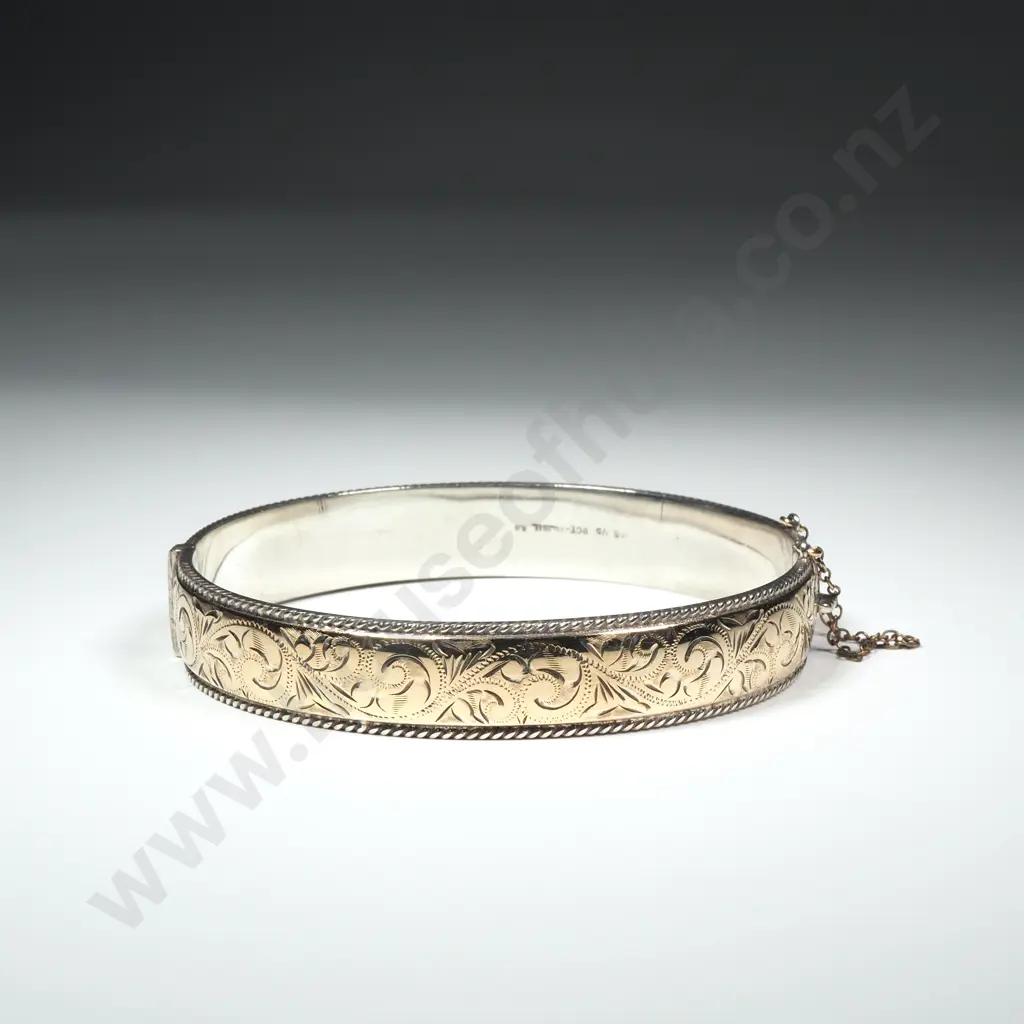 1/5 9ct Gold & Sterling Silver Bracelet Image 1++