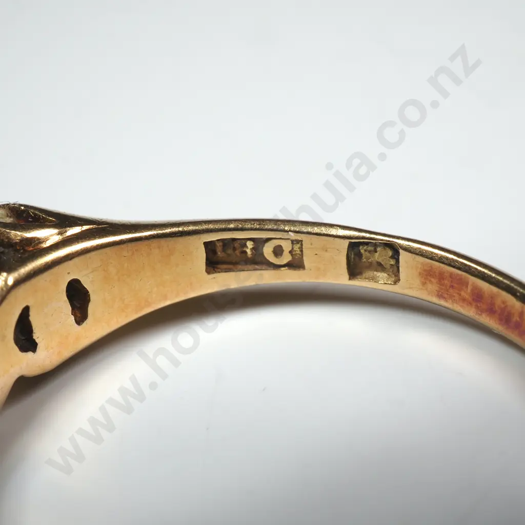 18ct Gold Pearl & White Gem Ring Image 1++