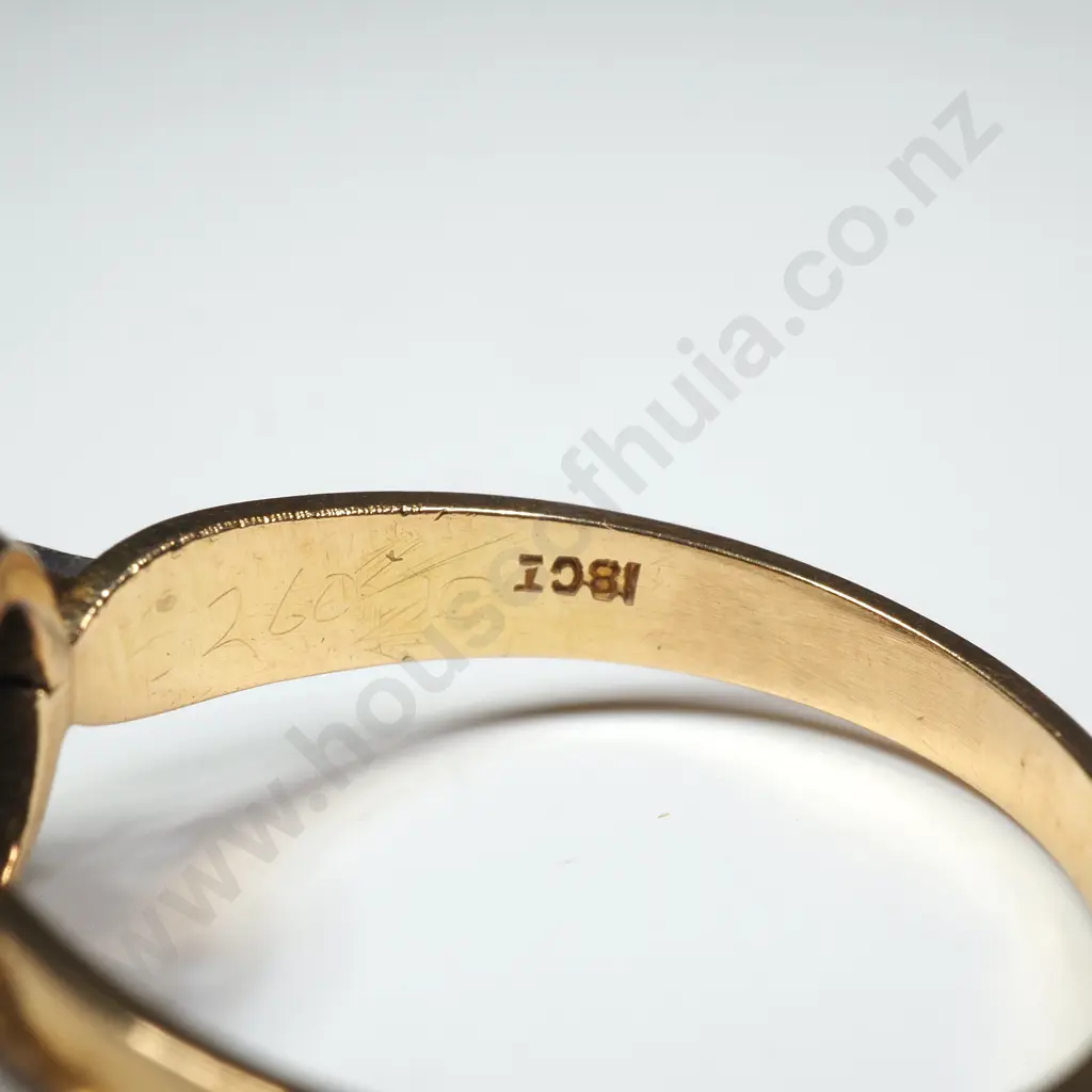 18ct Gold Diamond & Sapphire Ring Image 1++