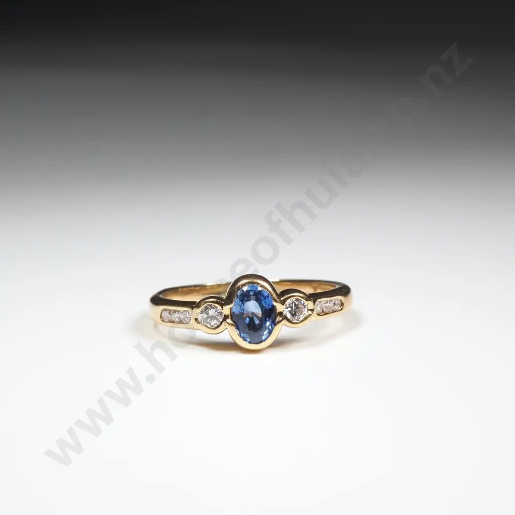 18ct Gold Diamond & Sapphire Ring w Valuation for $5,905.00 Image 1++