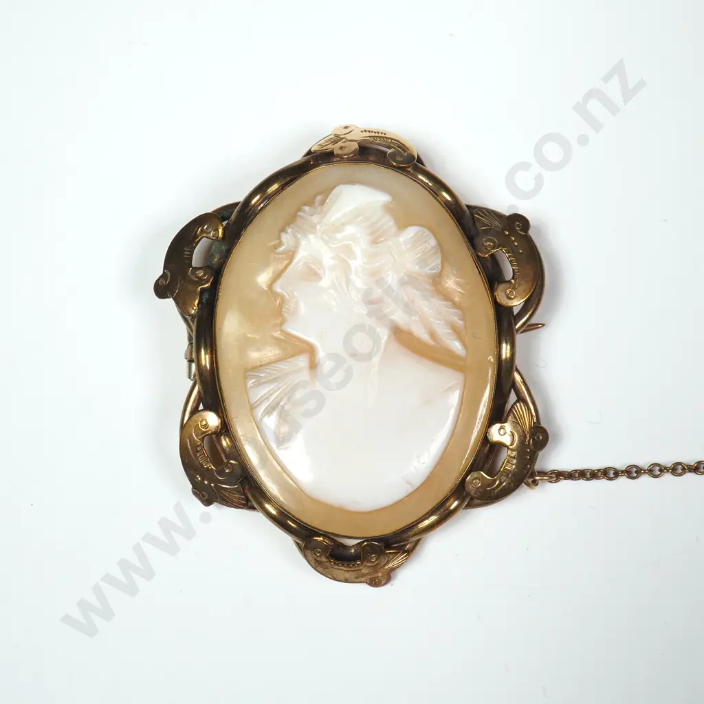 Antique Rolled Gold Cameo Brooch Image 1++