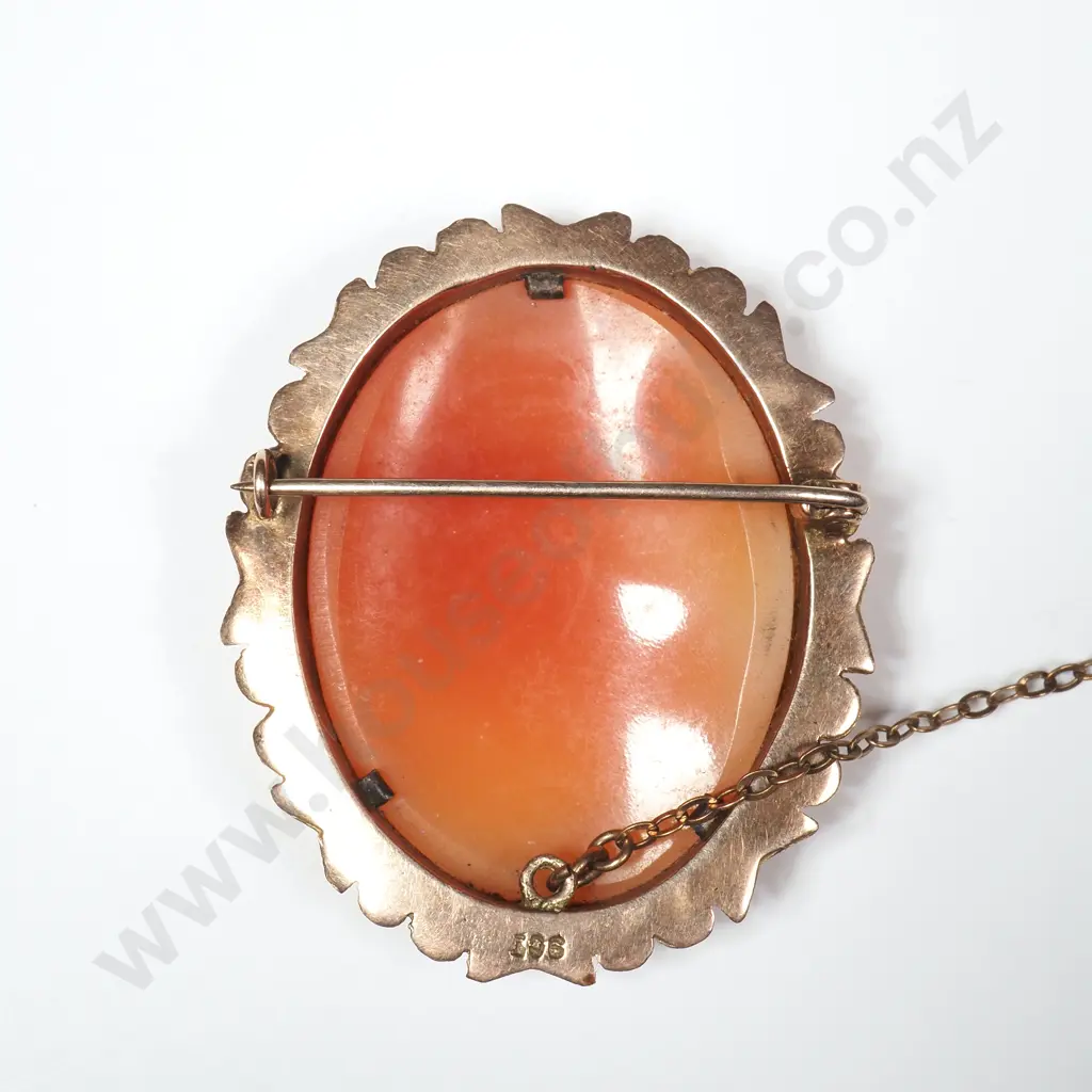Vintage 9ct Gold Cameo Brooch Image 1++