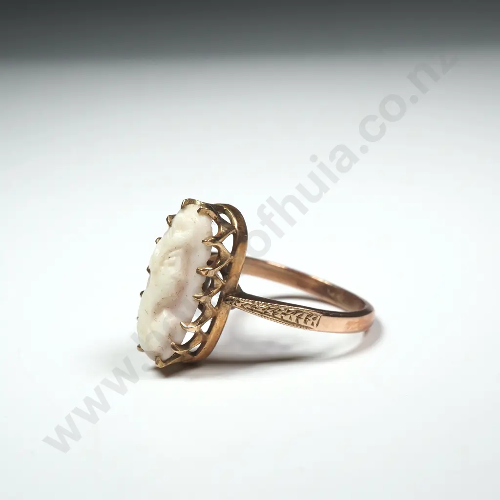Antique 9ct Rose Gold Cameo Ring Image 1++