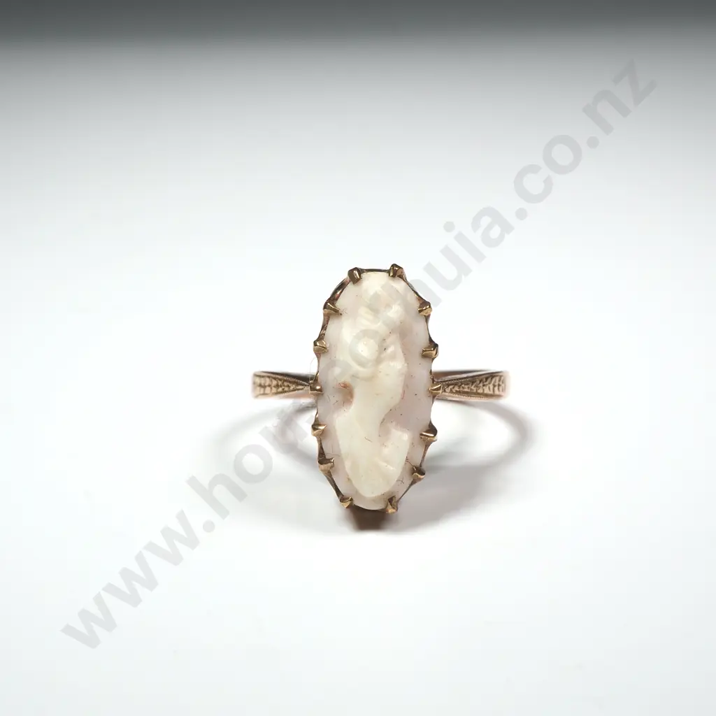 Antique 9ct Rose Gold Cameo Ring Image 1++