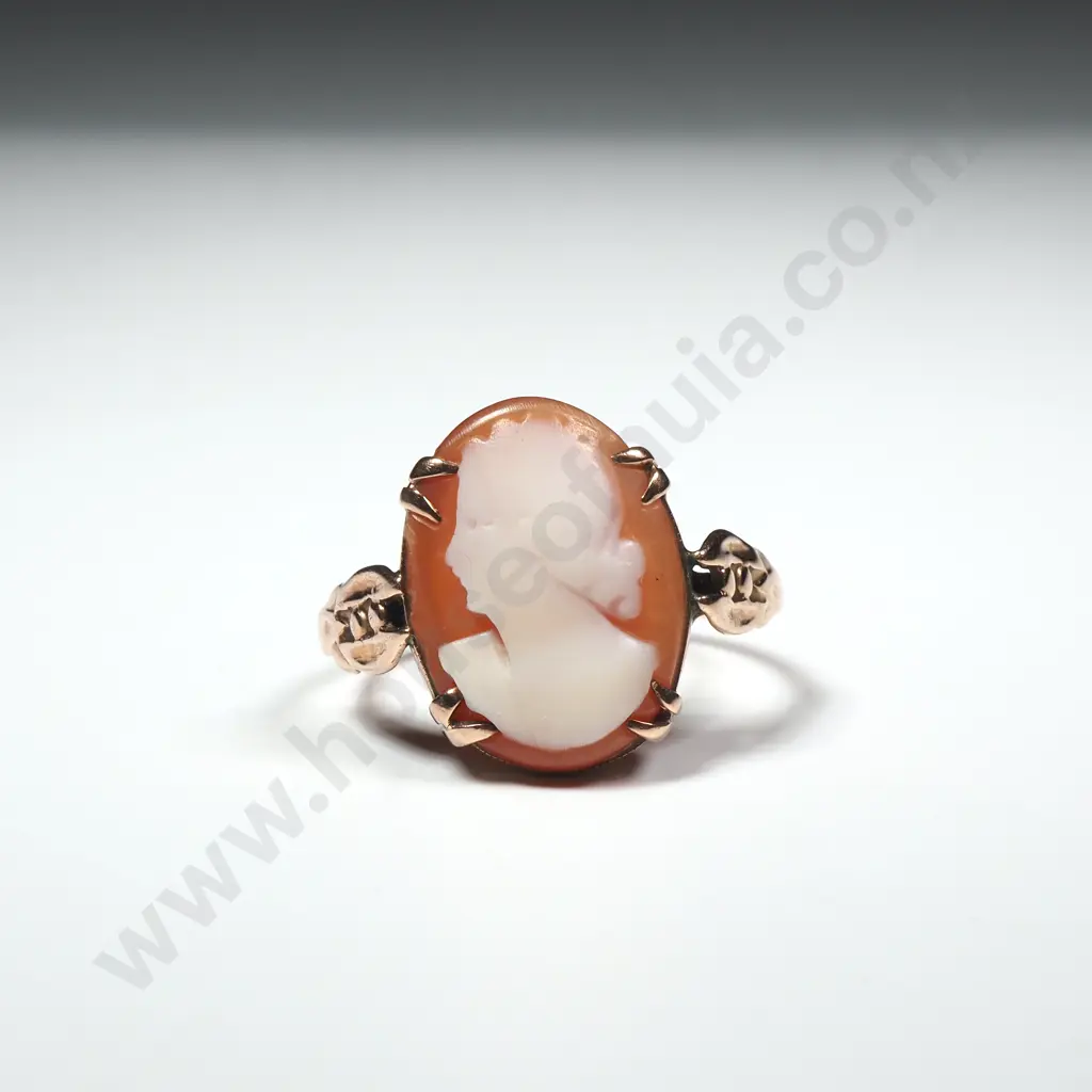 Vintage 9ct Gold Cameo Ring Image 1++