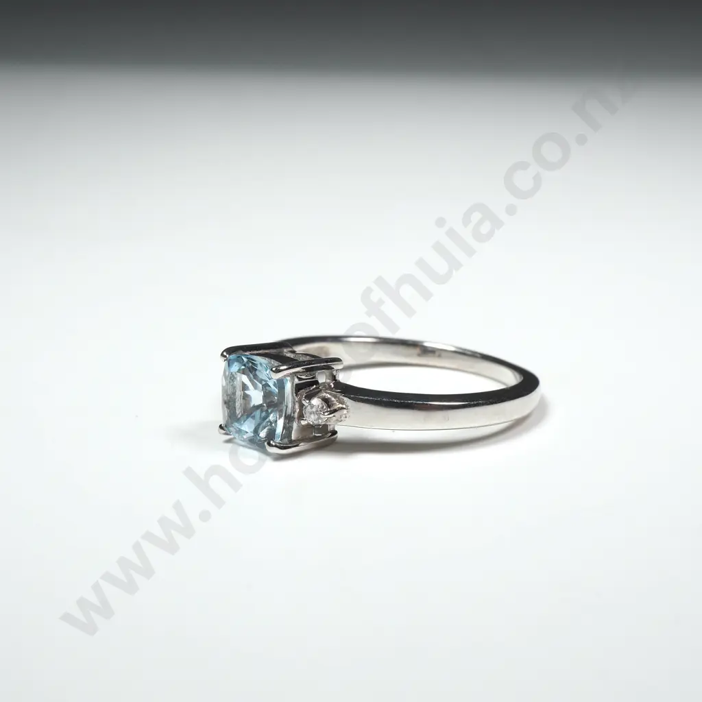 Sterling Silver Diamond & Aquamarine Ring Image 1++