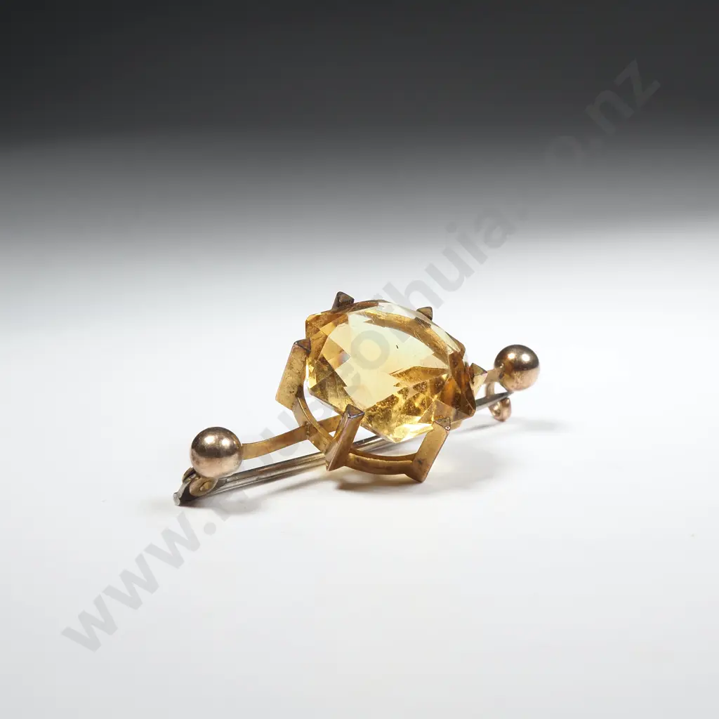 Vintage 9ct Gold Yellow Stone Brooch in Period Case Image 1++