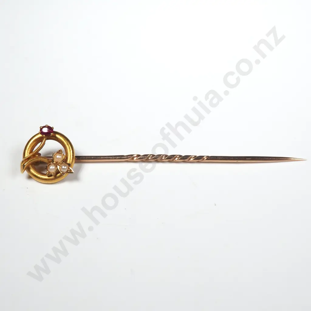 Antique Cased 15ct Gold Stick Pin Image 1++