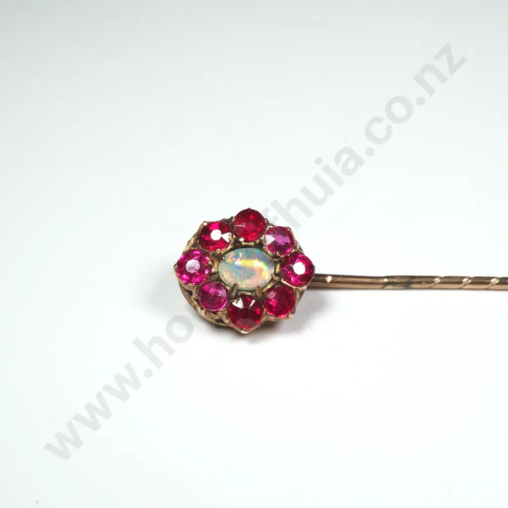 Cased 9ct Gold Red Stone & Opal Tie Pin Image 1++