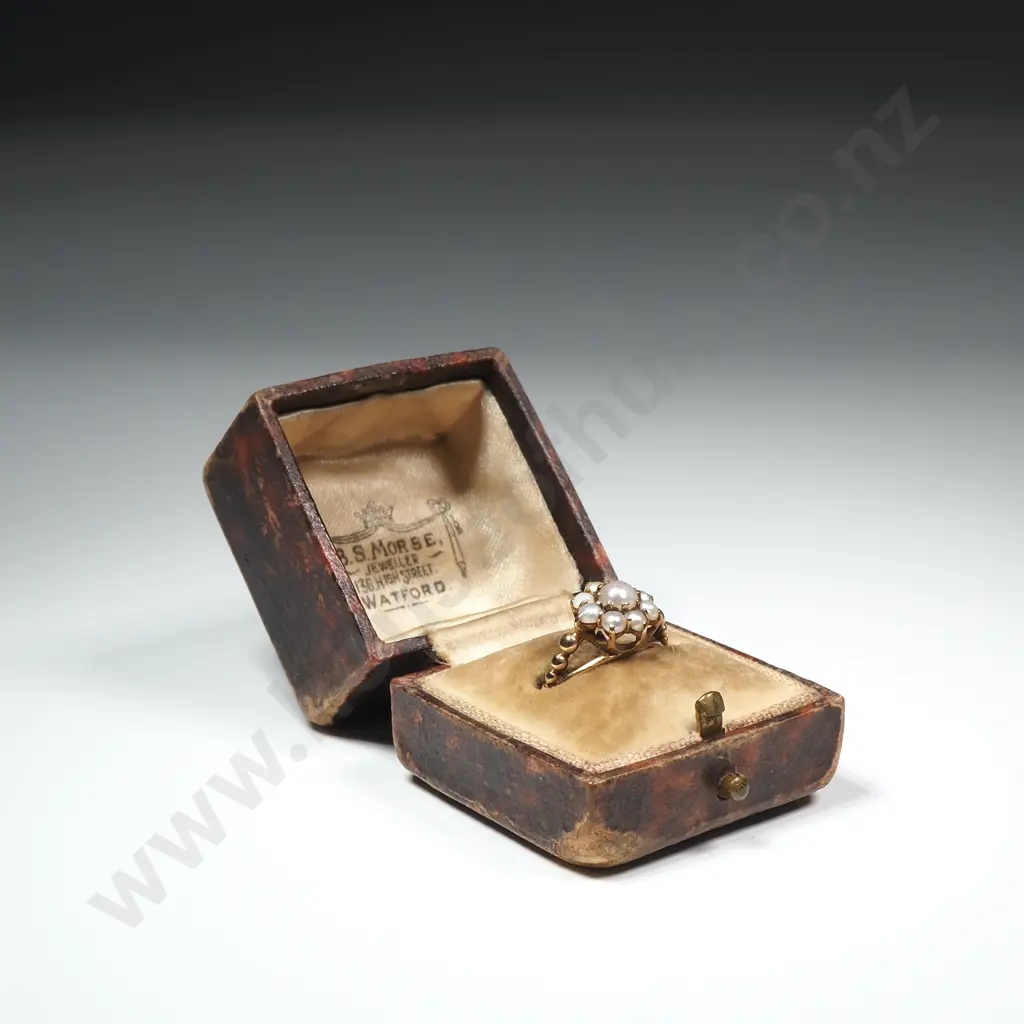 Antique 9ct Gold Cluster Pearl Ring in Period Box Image 1++