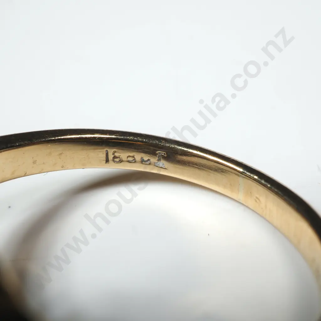 18ct Gold & Opal Ring Image 1++