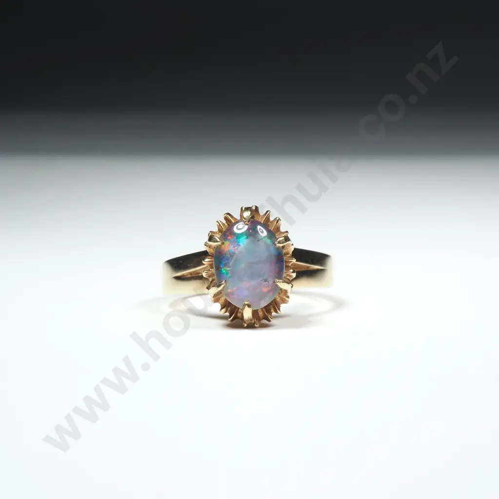 Vintage 9ct Gold Opal Doublet Ring Image 1++