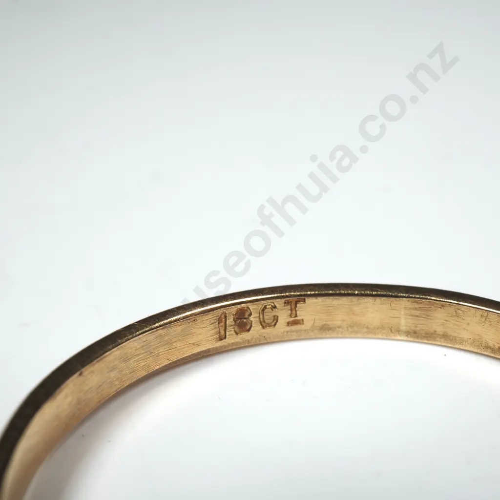 18ct Gold Three Diamond Ring Image 1++