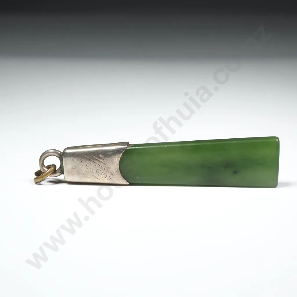 Colonial Sterling Silver Capped Greenstone Pendant Image 1++