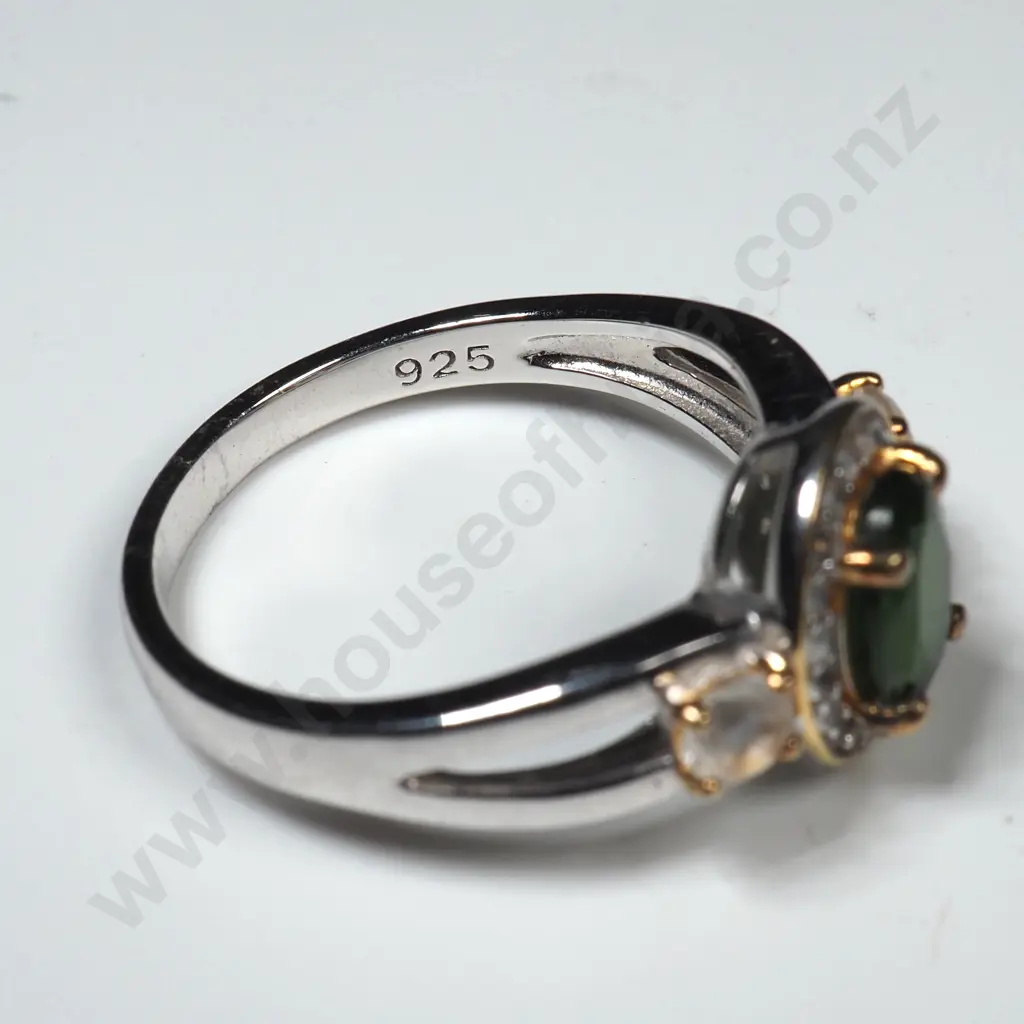 Sterling Silver Green Stone Ring Image 1++