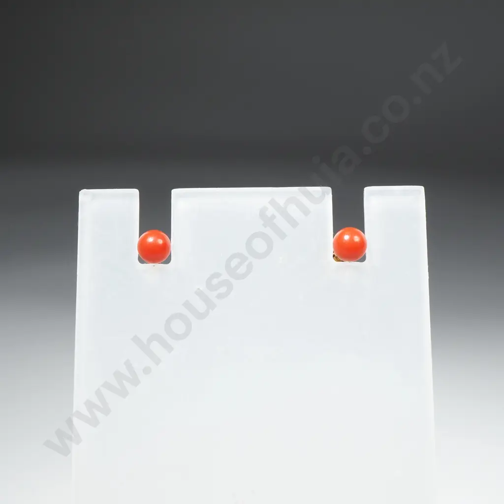 Pair of G/P Coral Earrings Image 1++