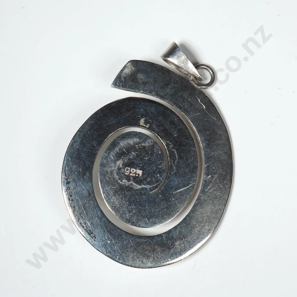 Sterling Silver Swirl Pendant Image 1++
