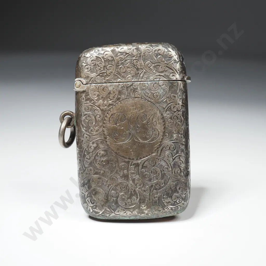 Antique Sterling SIlver Engraved Vesta Image 1++