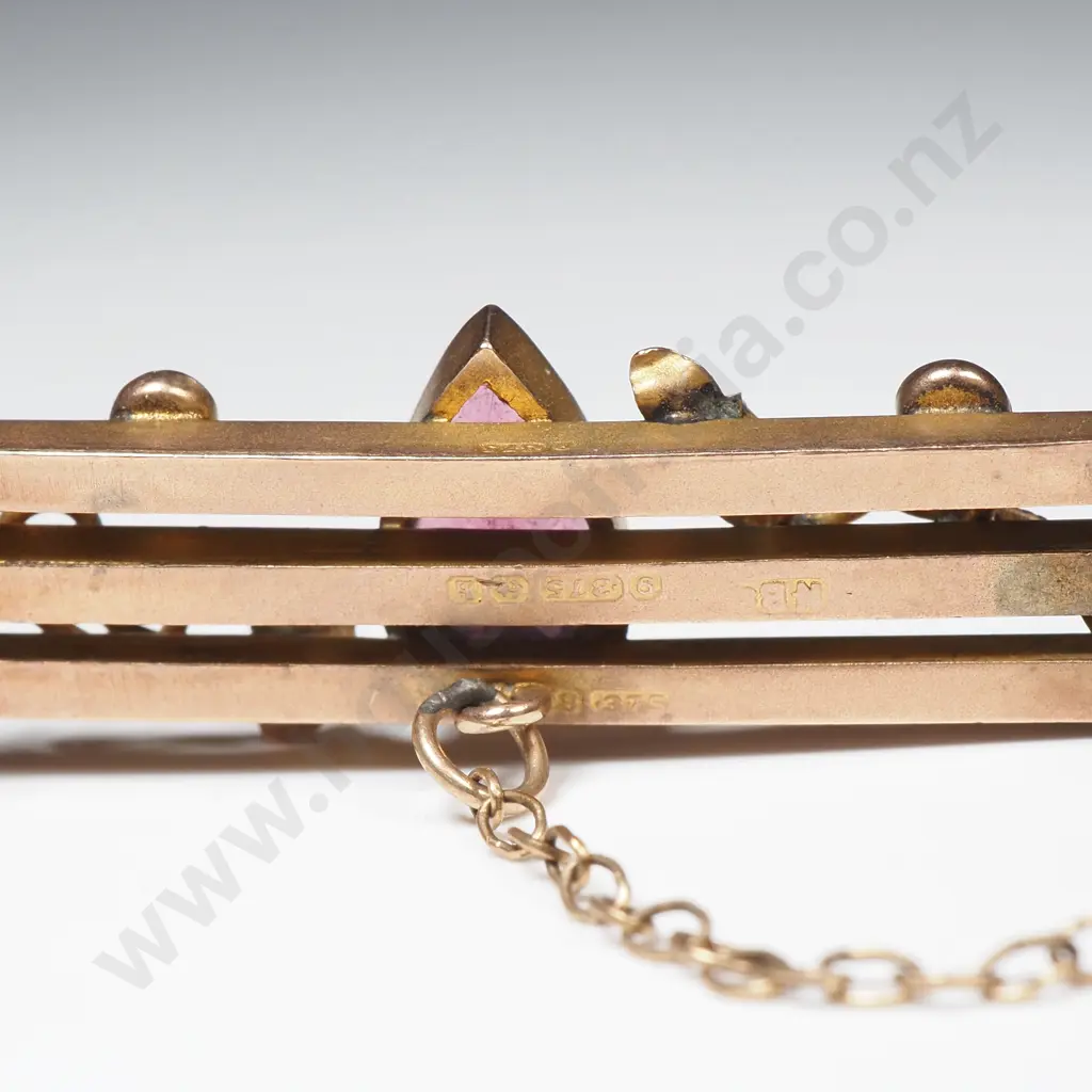 Antique 9ct Gold Brooch Image 1++