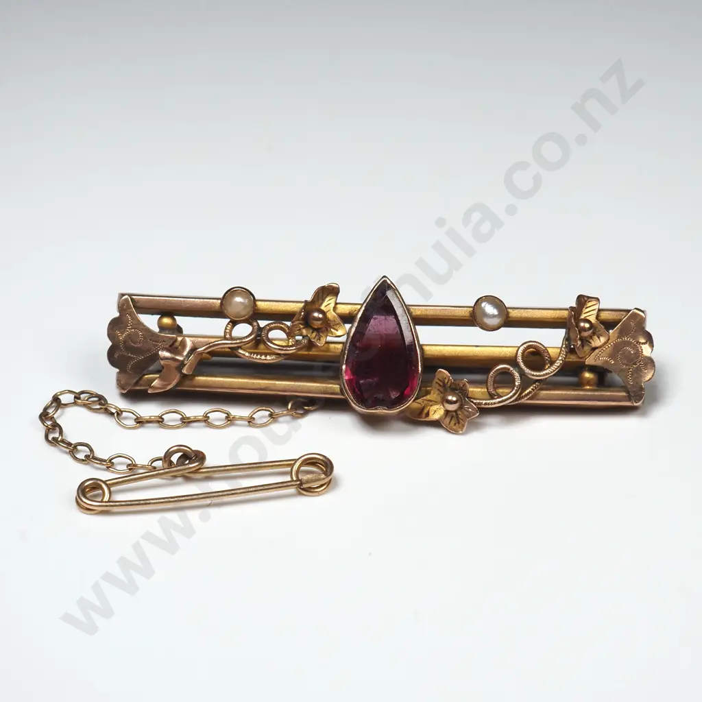 Antique 9ct Gold Brooch Image 1++