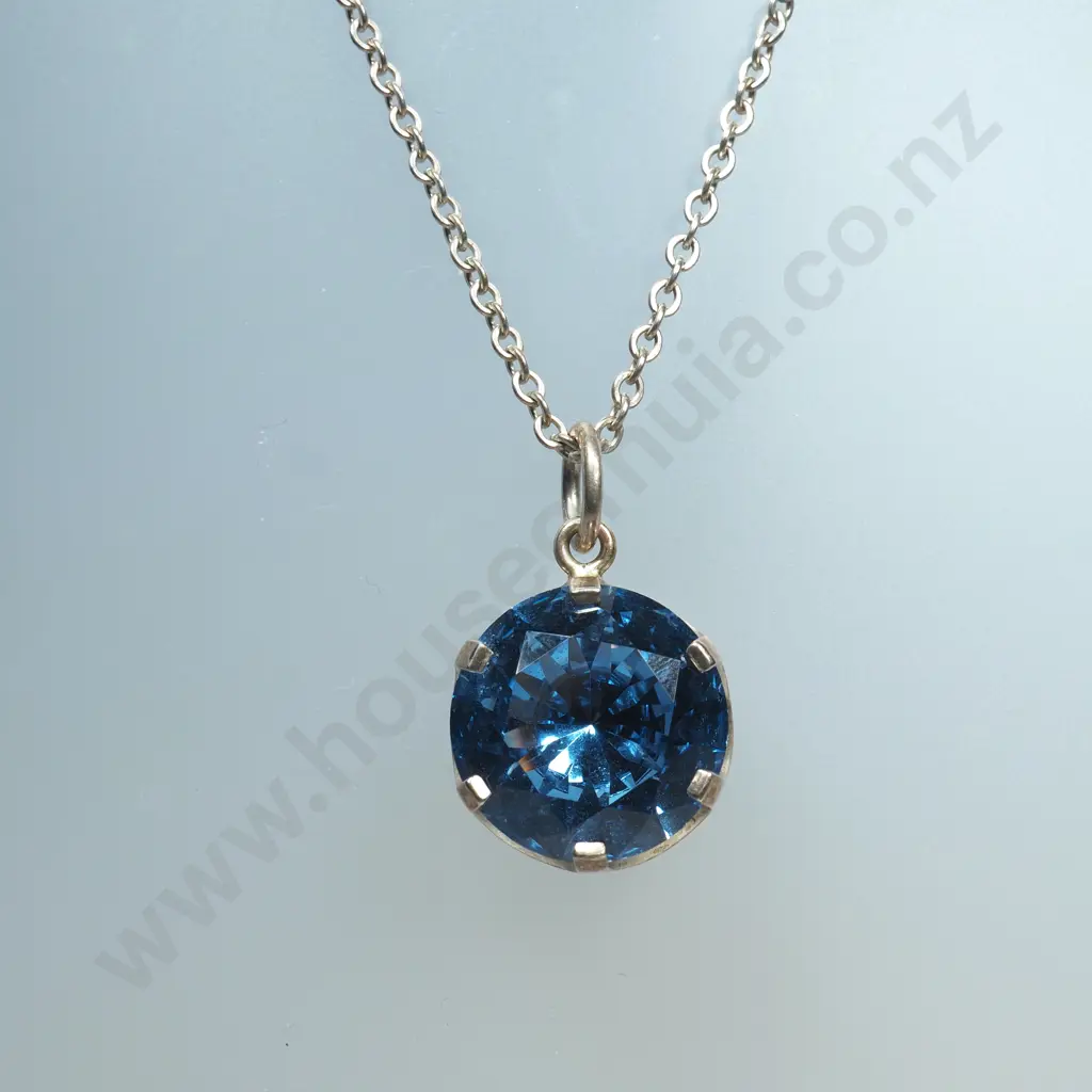 Sterling silver Blue Gem Pendant Necklace Image 1++
