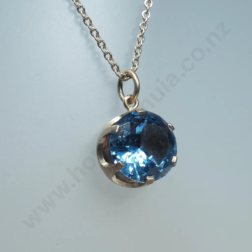 Sterling silver Blue Gem Pendant Necklace Image 1++