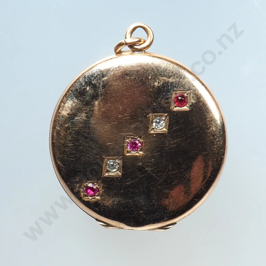 Antique Rolled Gold Pendant Locket Image 1++