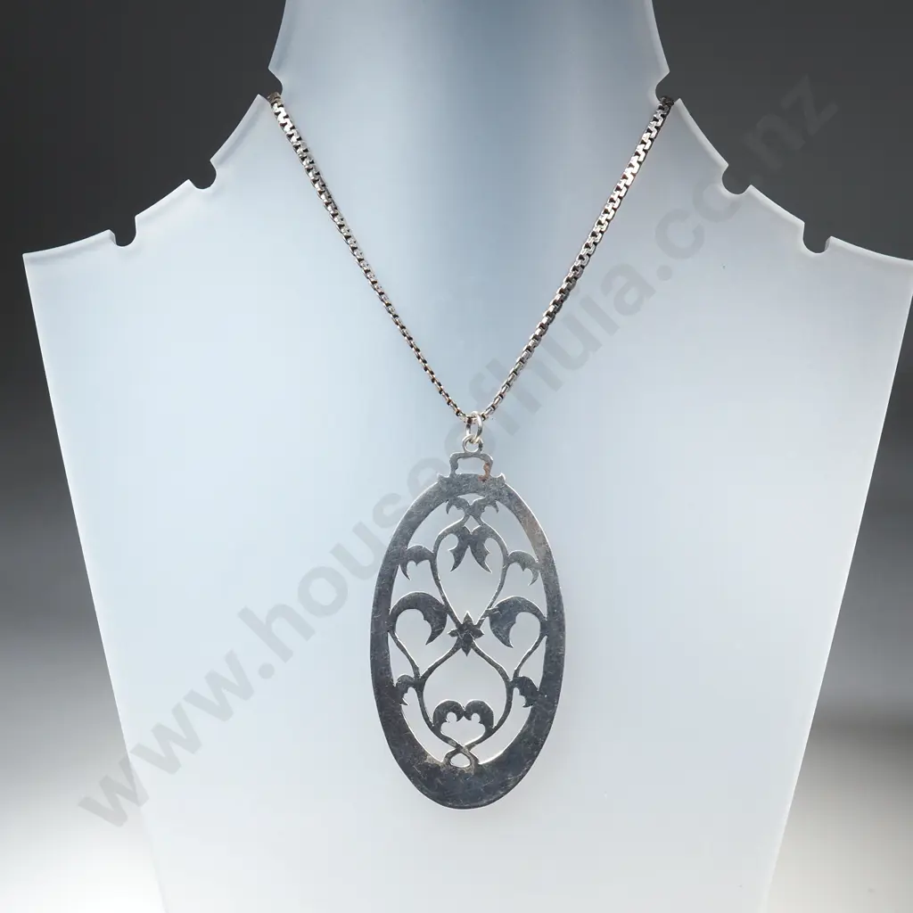 Large Sterling Silver Oval Openwork Pendant & Chain. Birm 2003. Maker CK Image 1++