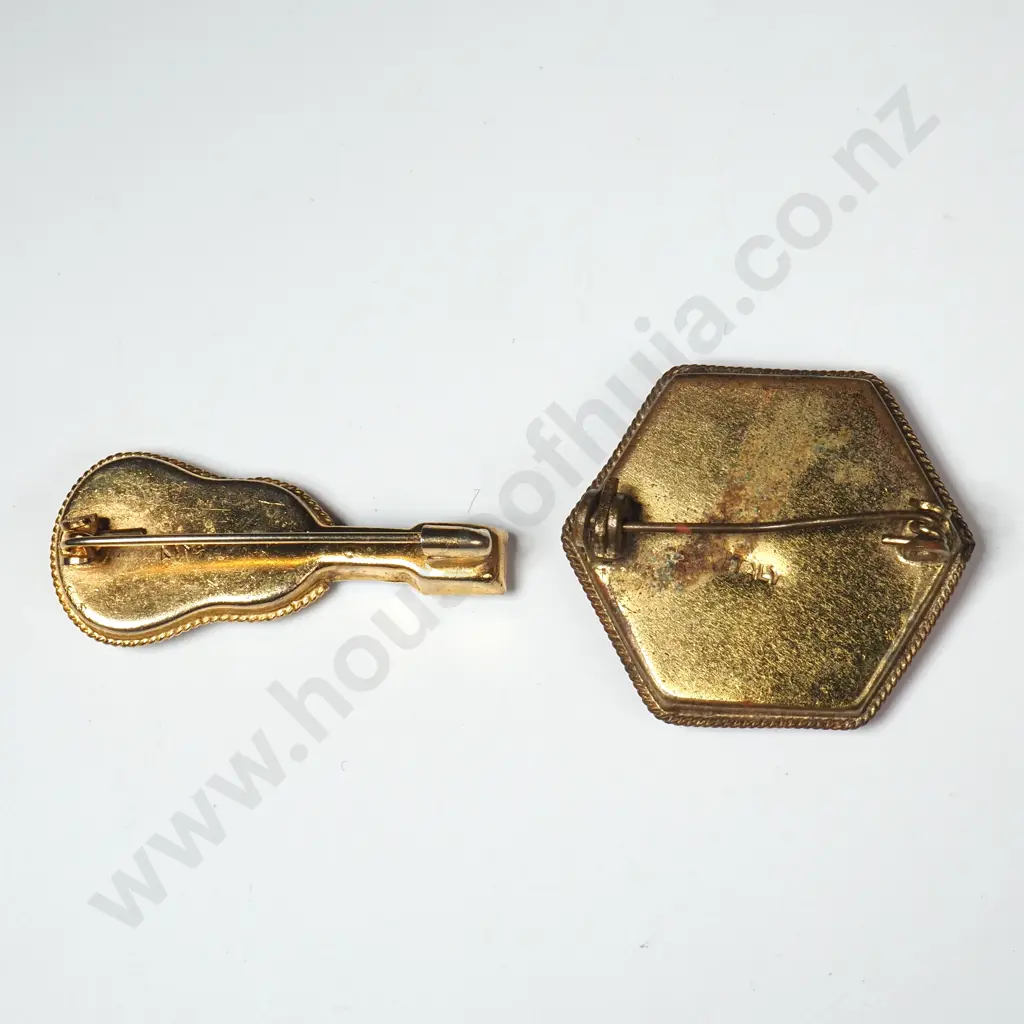 Two Vintage Masonic Brooches  Image 1++