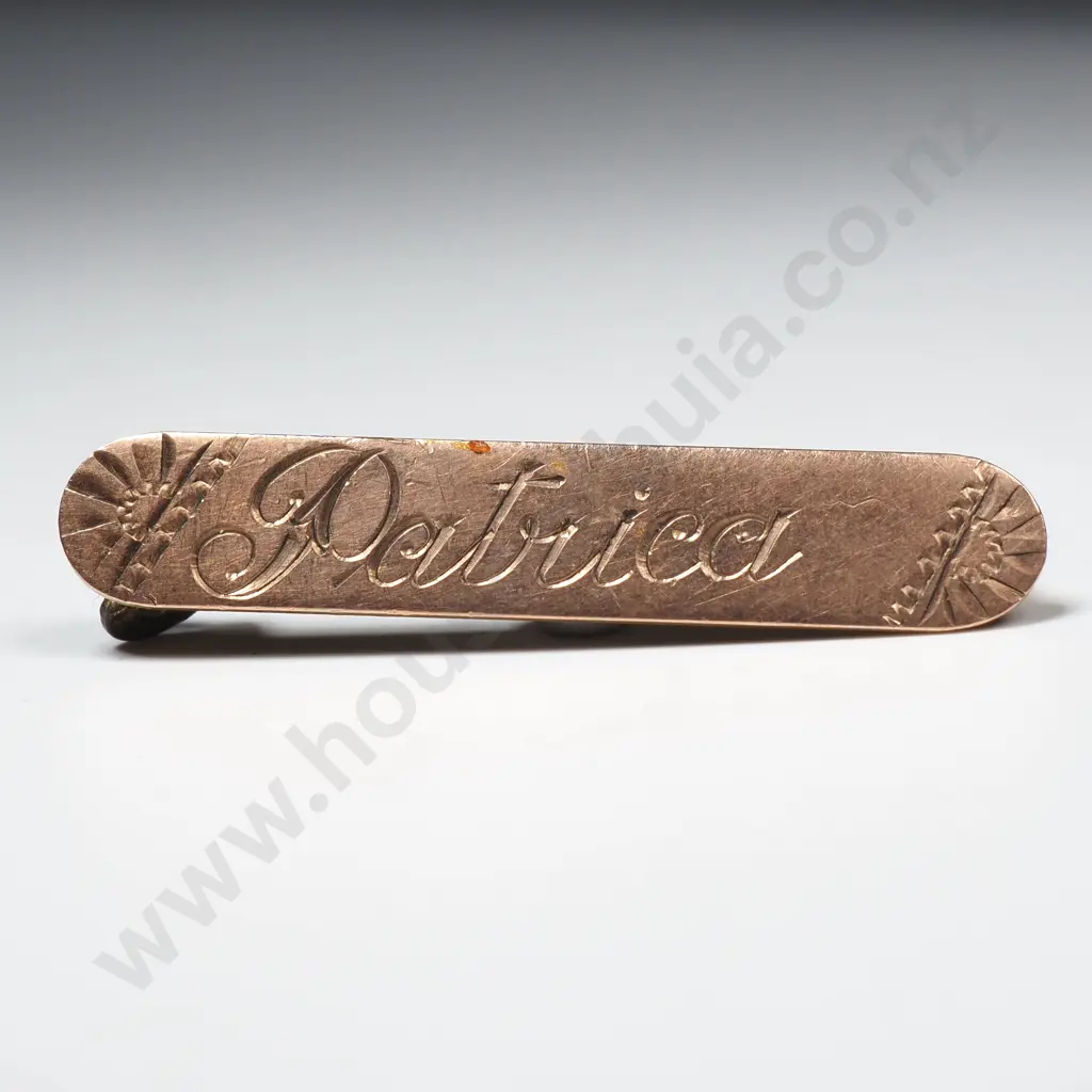 9ct Gold Inscribed "Patricia" , Image 1++