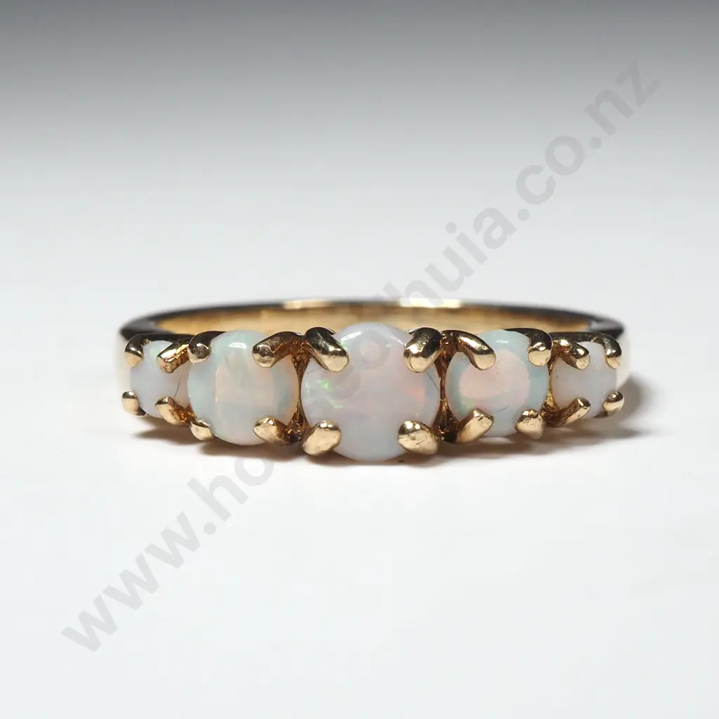 9ct Gold Five Opal Ring w English Hallmarks Image 1++