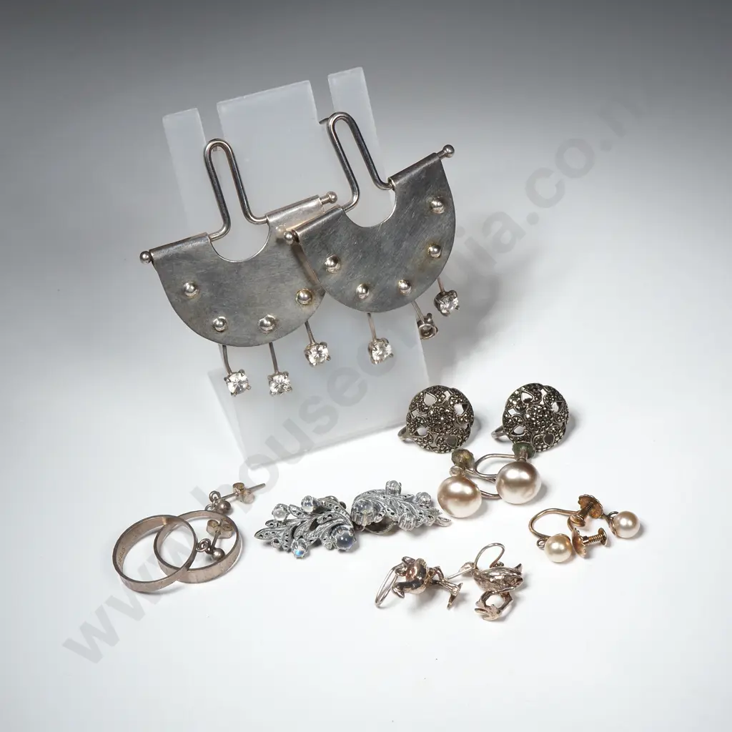 Seven Pairs of Sterling Silver Earrings  Image 1++