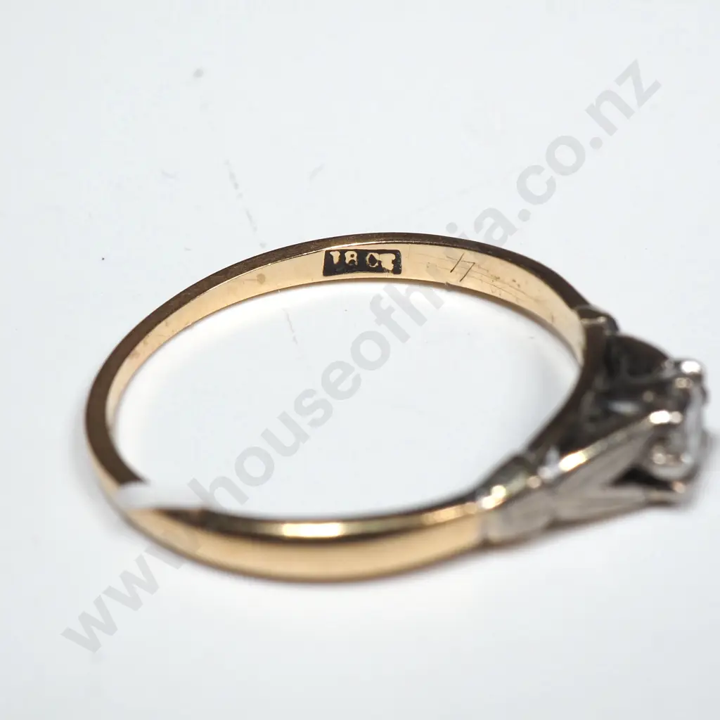 18ct Gold Solitaire Diamond Ring Image 1++
