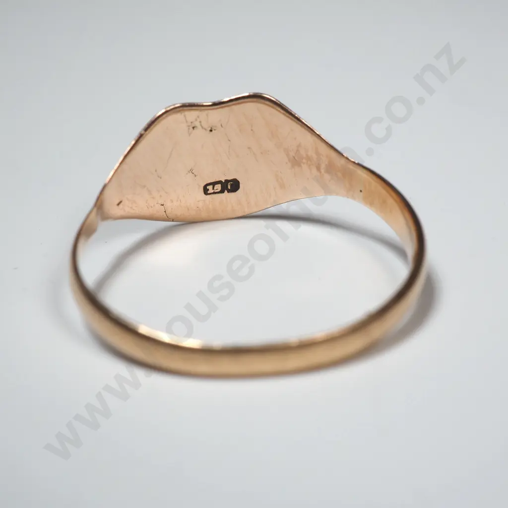 15ct Gold Signet RIng Image 1++