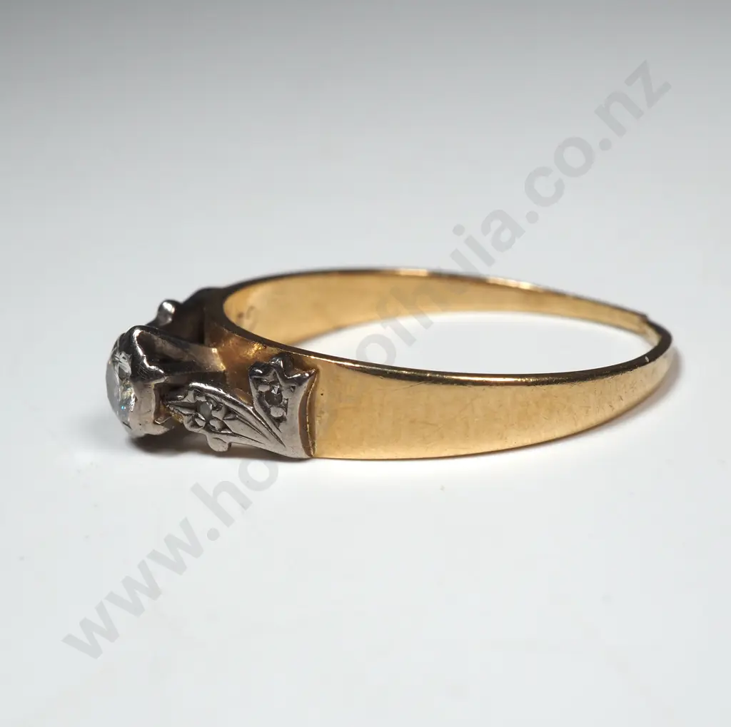 18ct Gold Solitaire Diamond Ring Image 1++