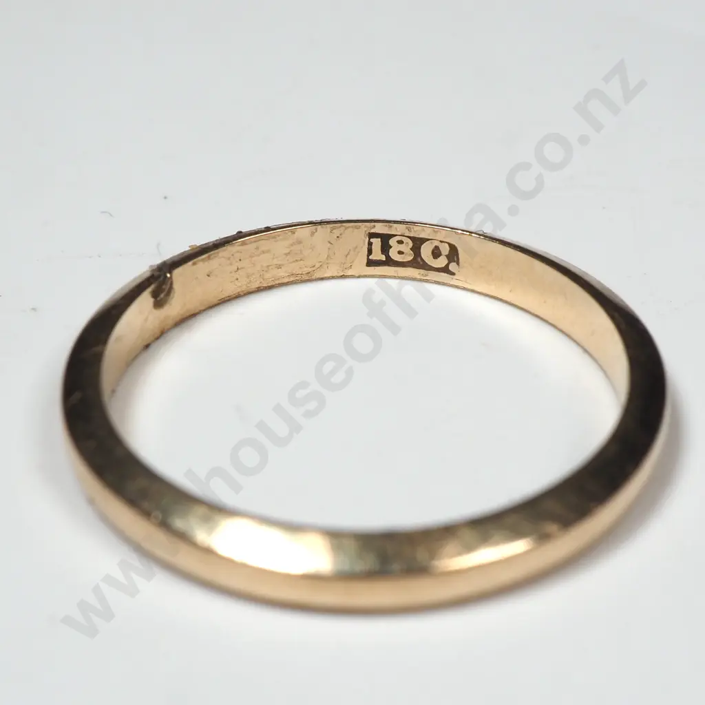 Antique 18ct Gold Wedding Band Image 1++