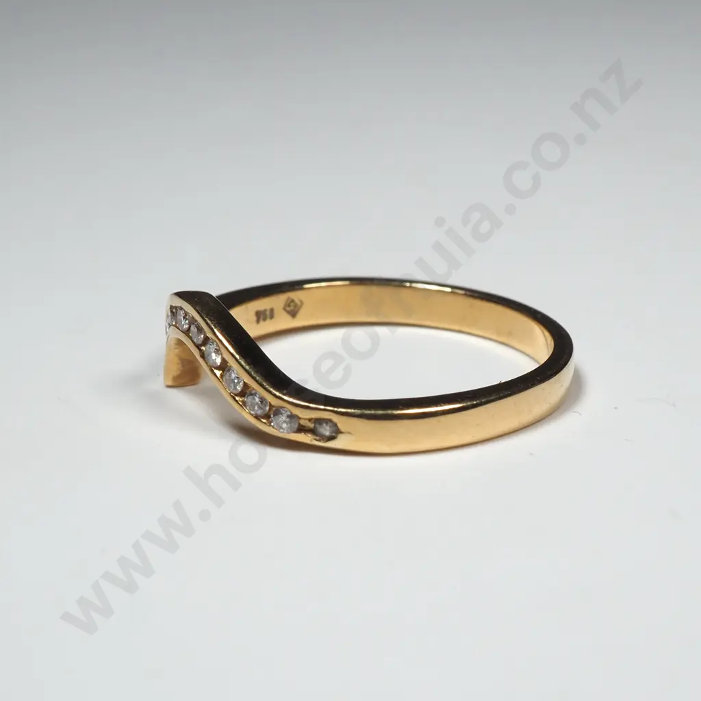18ct Gold Diamond Ring Image 1++