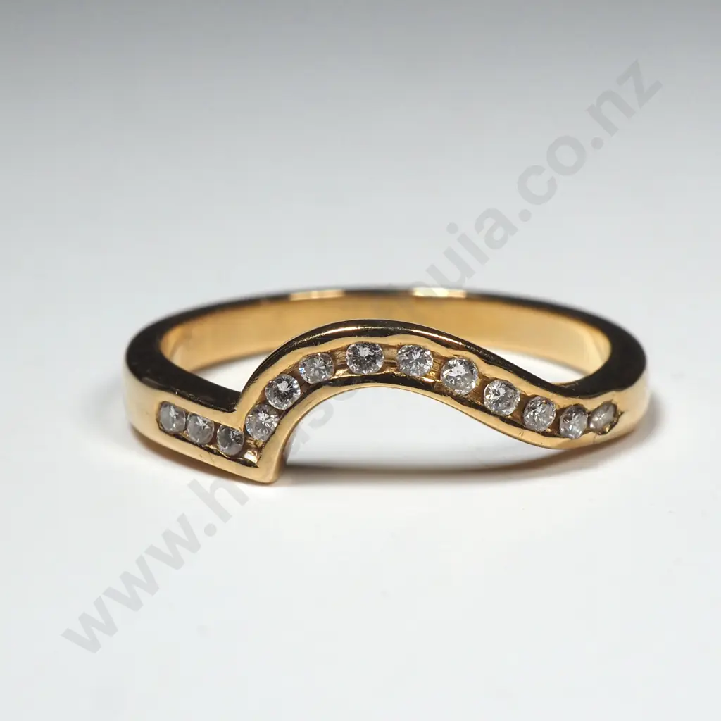 18ct Gold Diamond Ring Image 1++